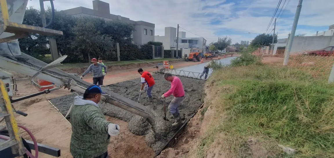 Pavimentación Calle Leopoldo Lugones y Río Limay - Thumbnail 3